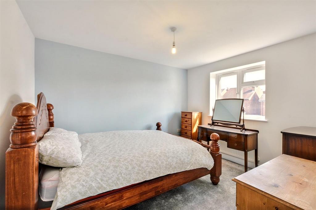 Bedroom 2.jpeg