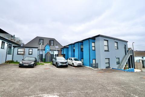 2 bedroom apartment for sale, William Street, Gilfach, CF81