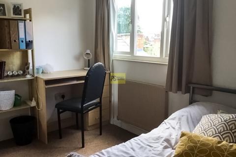 7 bedroom terraced house to rent, Teignmouth Road, Birmingham B29