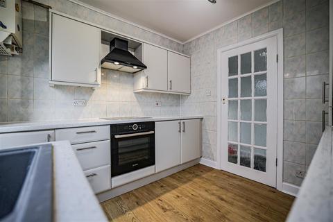 3 bedroom semi-detached house for sale, Lawn Lane, Hemel Hempstead, HP3