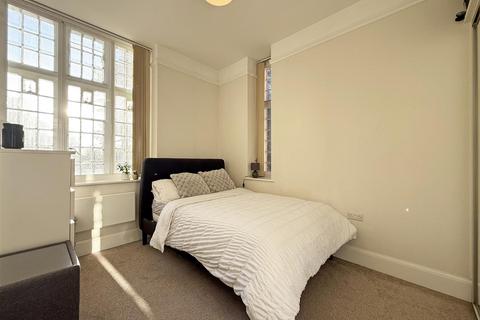 1 bedroom apartment for sale, Leighton Park, Bicton Heath, Shrewsbury