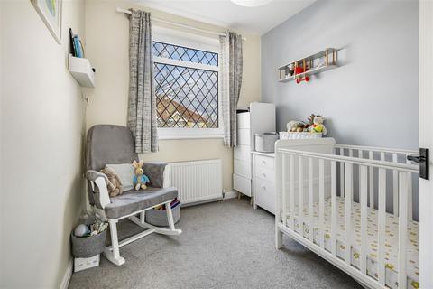 120 Erskine Road, Sutton, SM1 3BW