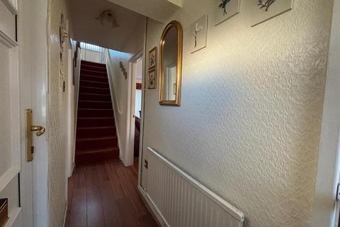 3 bedroom semi-detached house for sale, Gwscwm Park, Burry Port