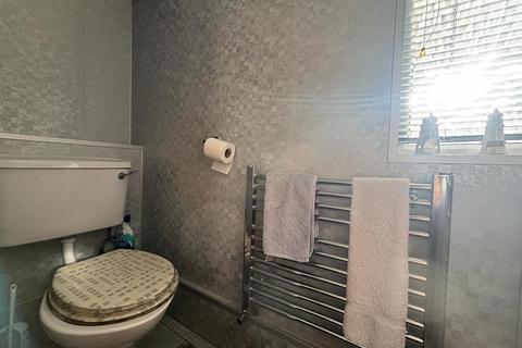 3 bedroom semi-detached house for sale, Gwscwm Park, Burry Port