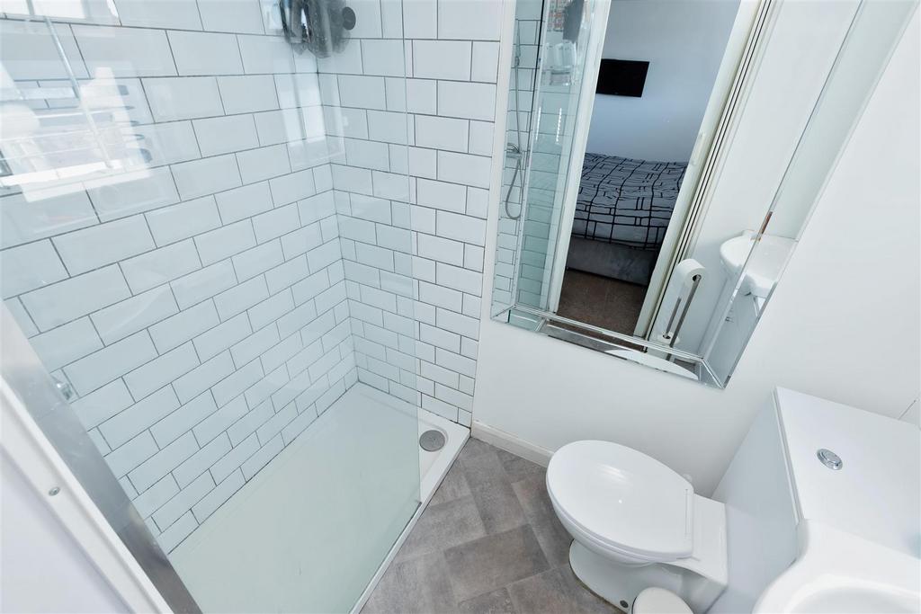 Chesterfield Ave.jpg