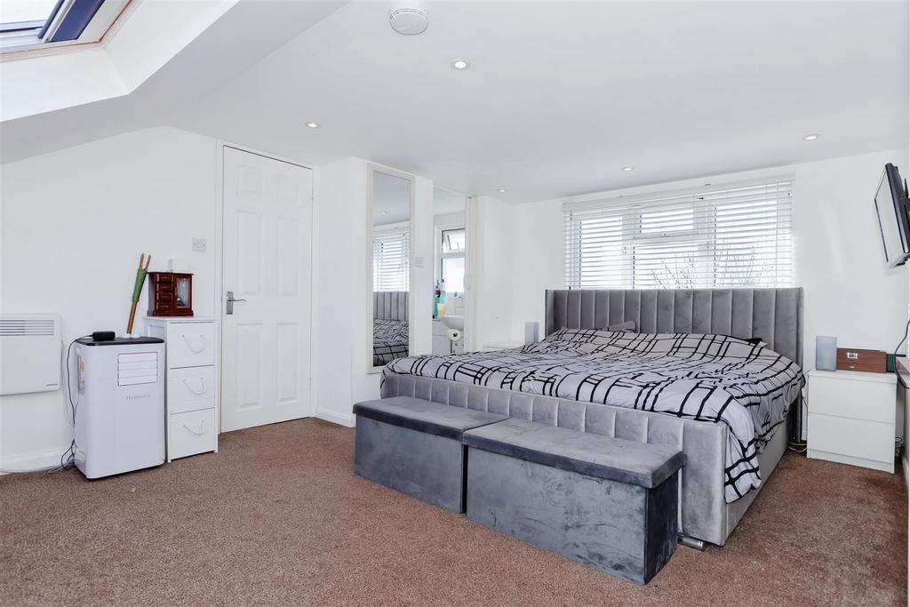 Chesterfield Ave 8.jpg