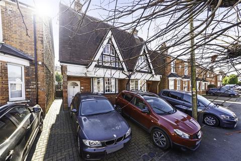 3 bedroom semi-detached house for sale, Hectorage Road, Tonbridge