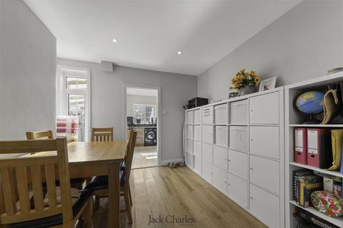 3 bedroom semi-detached house for sale, Hectorage Road, Tonbridge