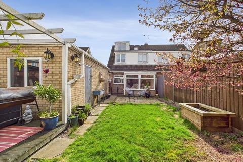 2 Badger Close, Yaxley, Peterborough, PE7 3JU
