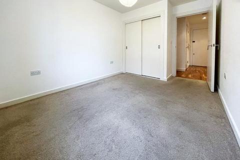 2 bedroom apartment to rent, Wellington Road, Kensal Green, London, NW10