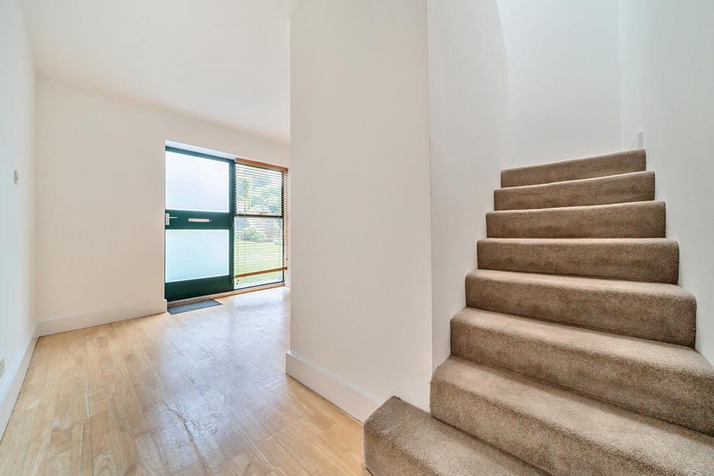 1331265 17 688210...