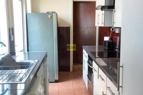 5 bedroom terraced house to rent, Dawlish Road, Birmingham B29