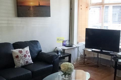 5 bedroom terraced house to rent, Dawlish Road, Birmingham B29