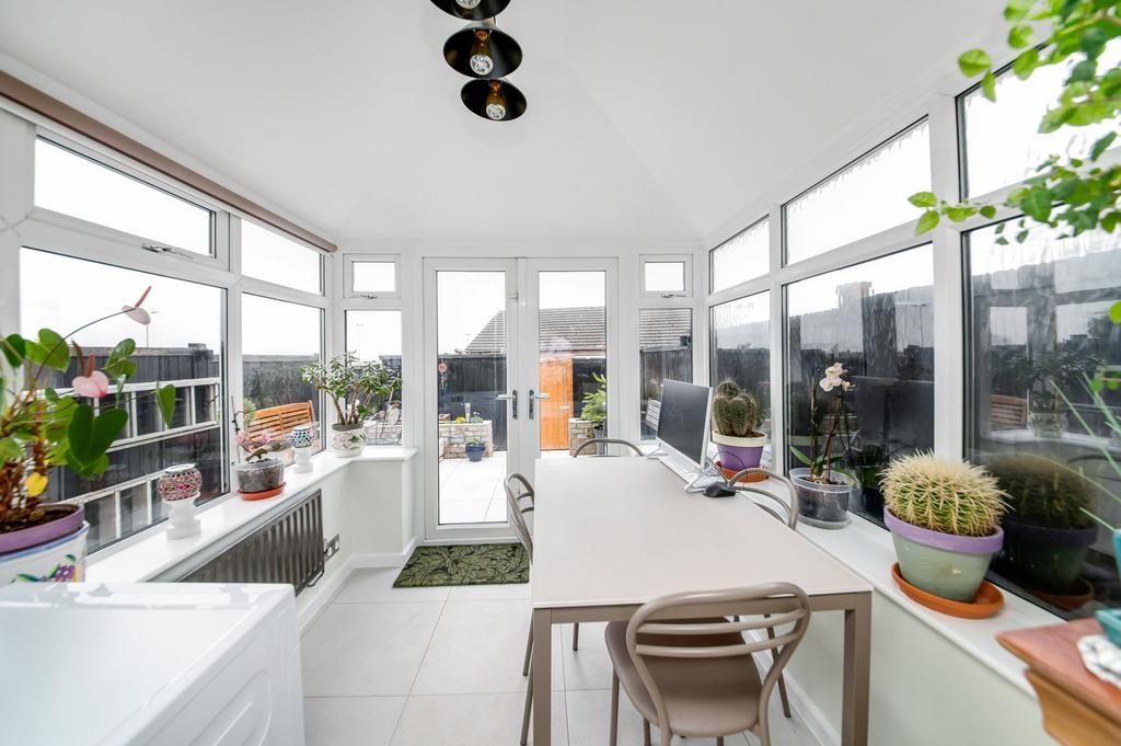 Garden room