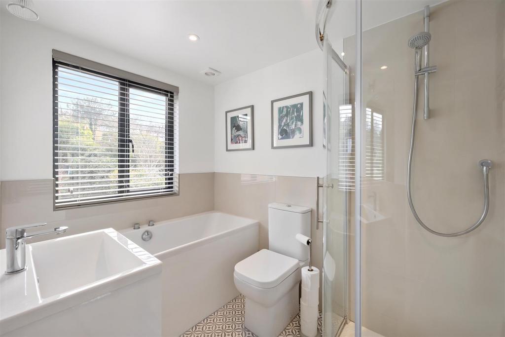 Family Bath/Shower Room