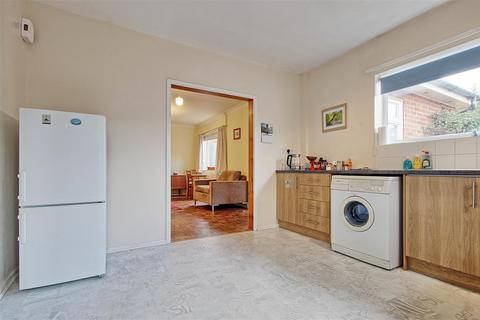 3 bedroom detached bungalow for sale, St. Albans Road, Cambridge