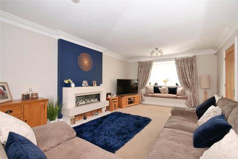 42 Oakleigh View, Baildon, Shipley, BD17 5TP