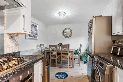 69 William Bristow Road, Cheylesmore, Coventry, CV3 5LP
