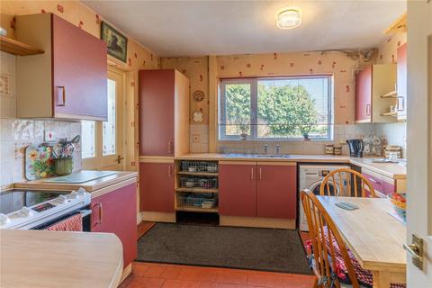 2 bedroom bungalow for sale, Grasmere Close, Tettenhall, Wolverhampton, West Midlands, WV6