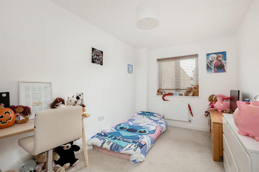 38 Evans Way-6.jpg