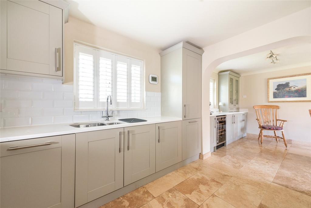 Kitchen/Breakfast Rm