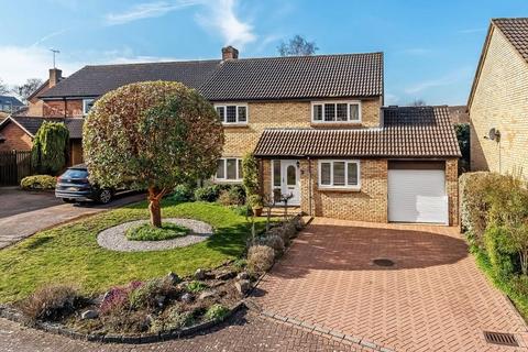 6 Ten Acres, Fetcham, Leatherhead, KT22 9XQ