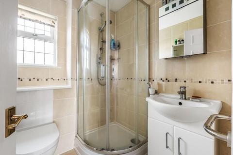 6 Ten Acres, Fetcham, Leatherhead, KT22 9XQ