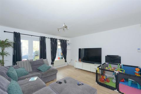 3 bedroom terraced house for sale, St. Michaels Gate, Off St. Michaels Street, Shrewsbury
