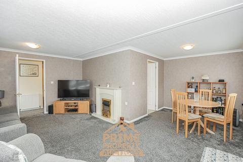 2 bedroom bungalow for sale, Annsmuir Caravan Park, Cupar KY15