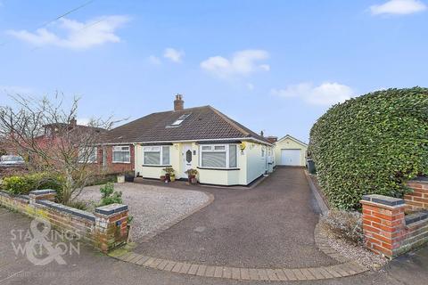 3 bedroom chalet for sale, Longfields Road, Thorpe St. Andrew, Norwich