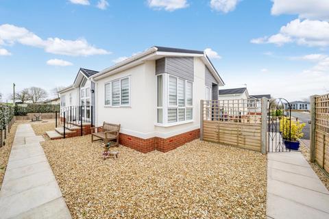 2 bedroom park home for sale, Kirkstead Bridge Park, Martin Dales, Woodhall Spa