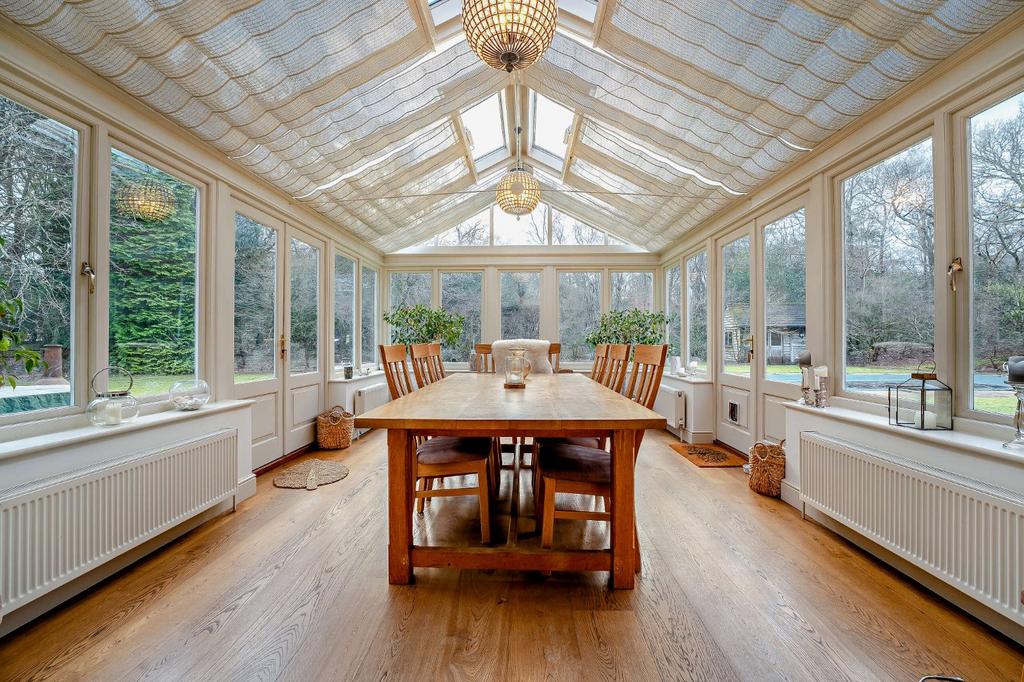 Conservatory/Dining