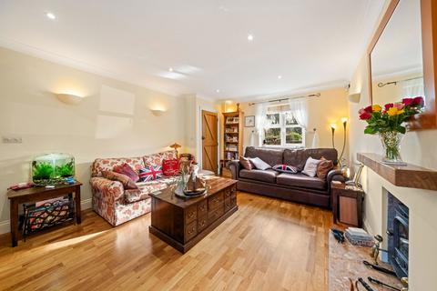 Plough Cottage Farleigh Road, Cliddesden, Basingstoke, RG25 2JL