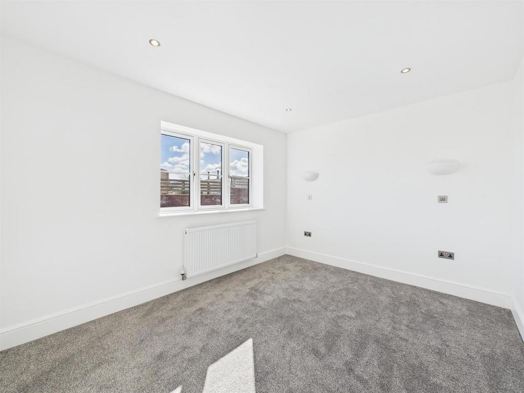 Bedroom: