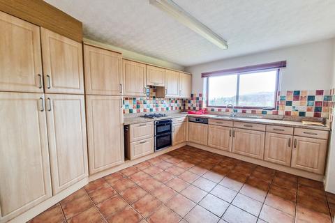 undefined, Llys Cerdd, Arthog