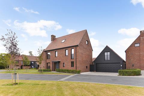 4 bedroom detached house for sale, Horsham Road Alfold, Cranleigh Surrey GU6 8JE