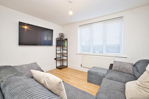 Flat 2, Cecilia Apartments, 70 Cecilia Road, Ramsgate, CT11 7DW