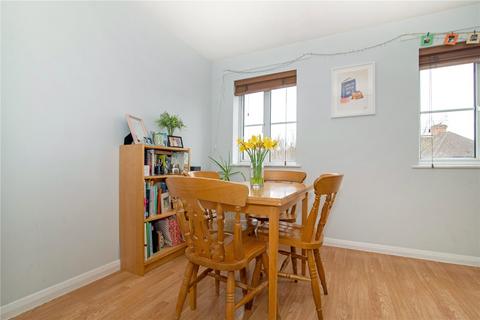 1 bedroom apartment for sale, Heath Road, Twickenham, TW1