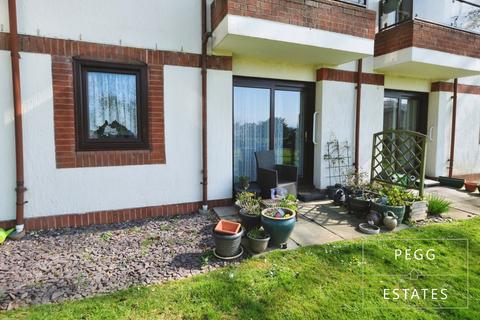 1 bedroom flat for sale, St. Marychurch Road, Torquay TQ1