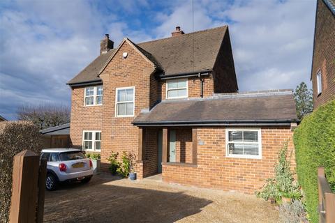 1 Barlow Road, Chesterfield, S41 9RS