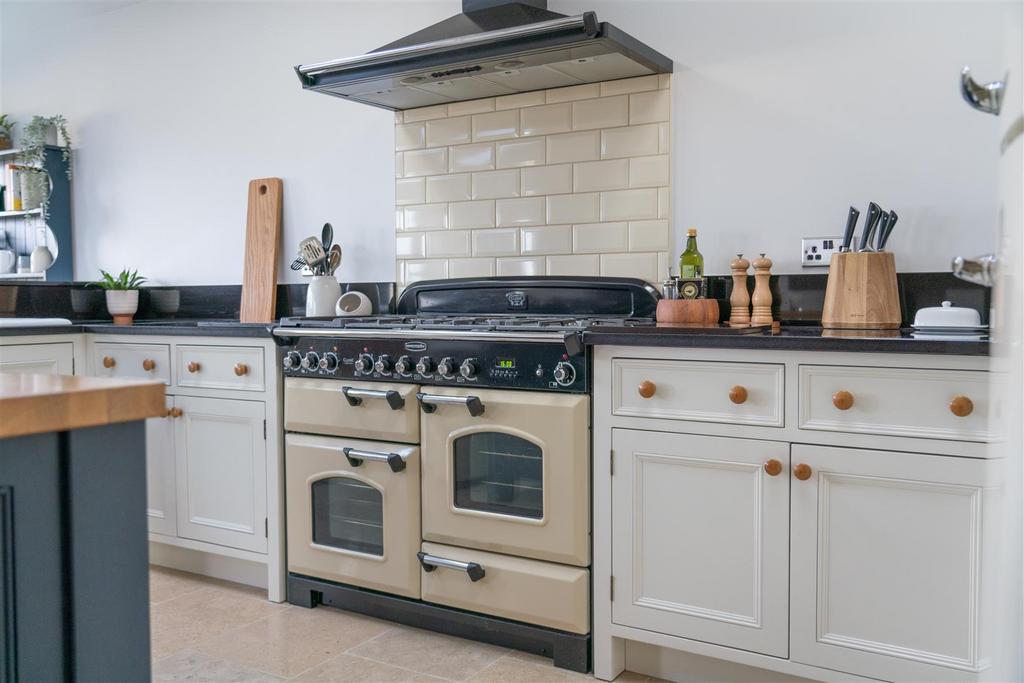 Kitchen/Diner/Family Room