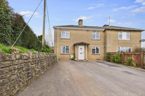 3 bedroom semi-detached house for sale, Middlemead, Stratton-On-The-Fosse