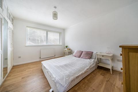 2 bedroom terraced house for sale, Turnstone Gardens, Lordswood, Southampton, Hampshire, SO16