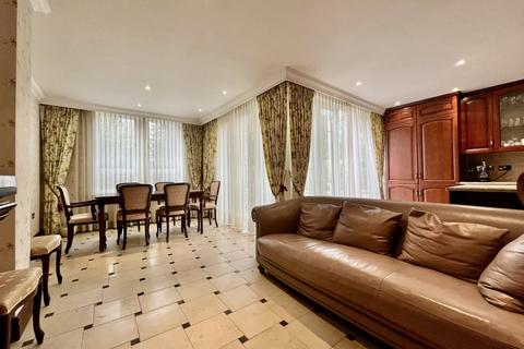 7 bedroom end of terrace house for sale, Martineau Drive, Twickenham, TW1