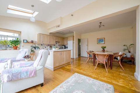 4 bedroom end of terrace house for sale, Cherry Hill, New Barnet, Barnet, EN5