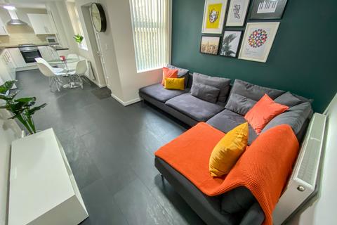 undefined, Leopold Road, L7 8SR,
