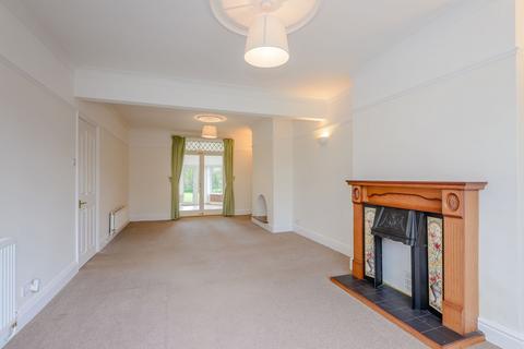 21 Fieldside, Hawarden, Deeside, CH5 3JB
