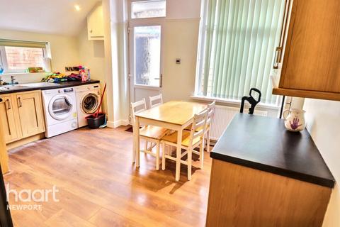 2 bedroom bungalow for sale, Chepstow Road, Newport