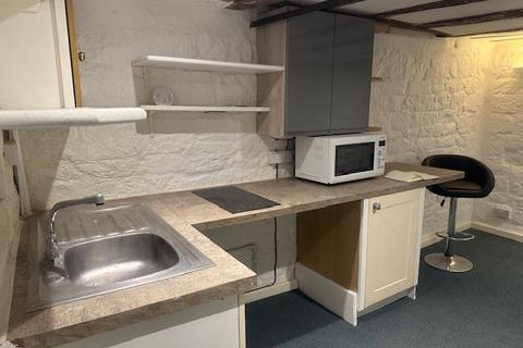 Office to rent, INGOLDSBY HOUSE HIGH ST, PETERSFIELD