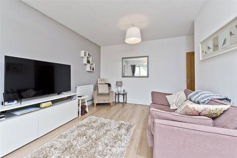 7 Soprano Way, Esher, KT10 0DG